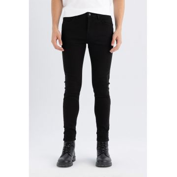 Blugi skinny cu talie medie