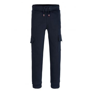 Pantaloni de trening cu buzunare cu clapa