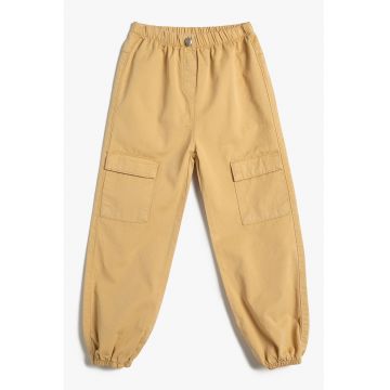 Pantaloni cargo conici