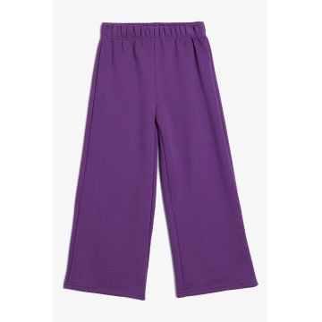 Pantaloni de trening cu croiala ampla