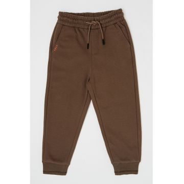 Pantaloni de trening cu croiala conica