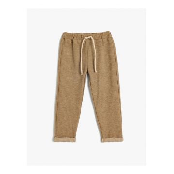 Pantaloni cu model herringbone