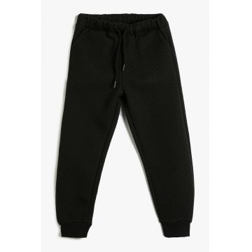 Pantaloni de trening cu talie ajustabila