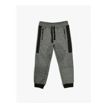 Pantaloni de trening cu snur de ajustare si model uni