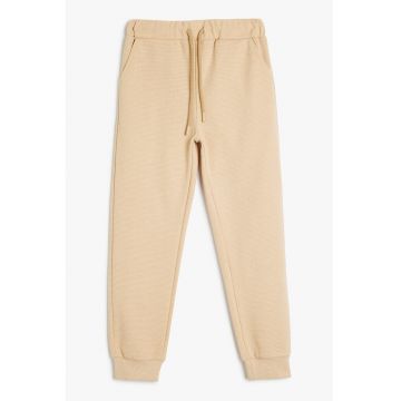 Pantaloni de trening cu talie ajustabila