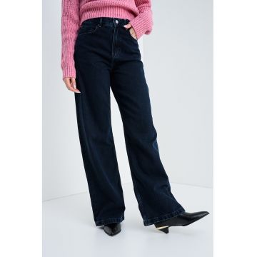Blugi cu croiala ampla Marlene Blugi cu croiala ampla Marlene