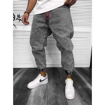 Blugi barbati conici  cu mic defect DEFMOM03 D3-2.3 Blugi barbati conici  cu mic defect DEFMOM03 D3-2.3