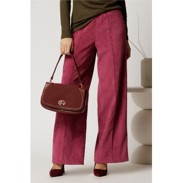 Pantalon DY Fashion lejer din velur magenta cu buzunare Pantalon DY Fashion lejer din velur magenta cu buzunare